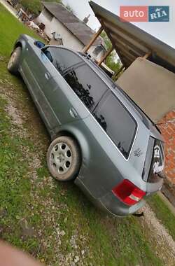 Универсал Audi A6 2001 в 