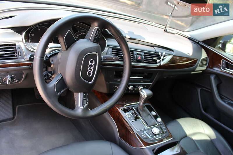 Седан Audi A6 2014 в Верхнеднепровске