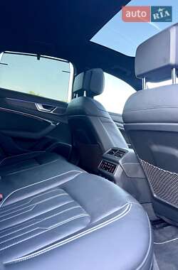 Седан Audi A6 2020 в 