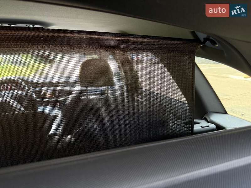 Универсал Audi A6 2019 в Киеве