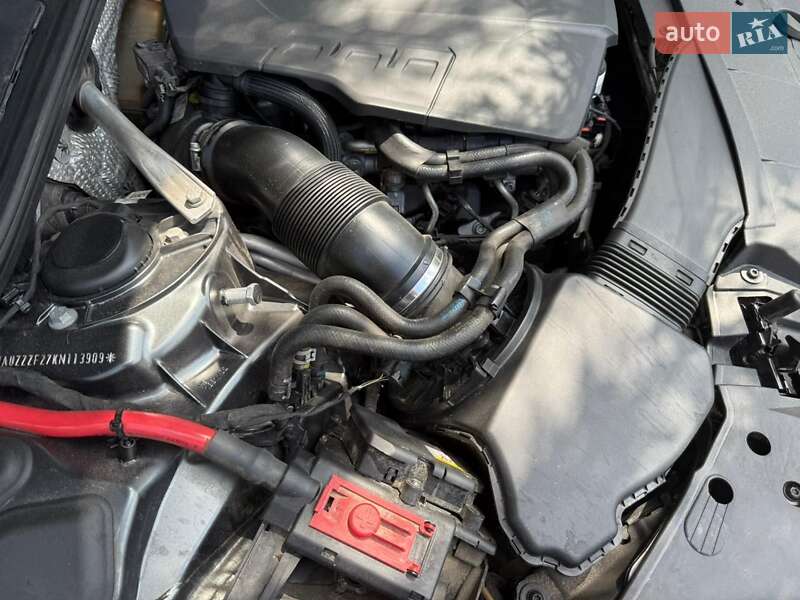 Универсал Audi A6 2019 в Киеве