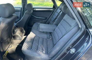 Универсал Audi A6 1998 в 
