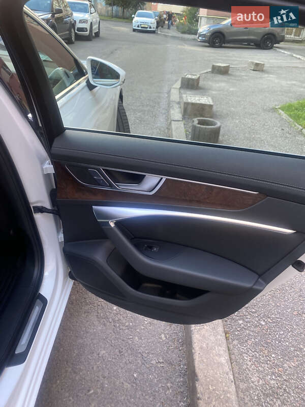 Седан Audi A6 2019 в Львове