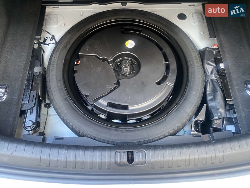 Седан Audi A6 2019 в Львове