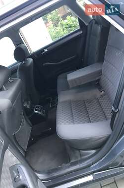 Универсал Audi A6 2004 в 