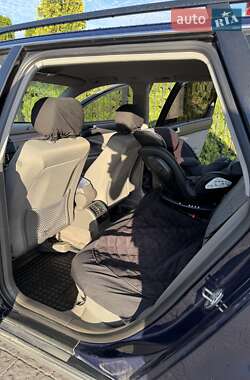 Универсал Audi A6 2002 в 