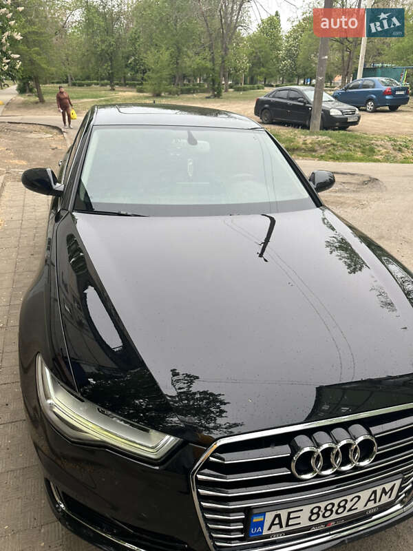 Седан Audi A6 2015 в Киеве