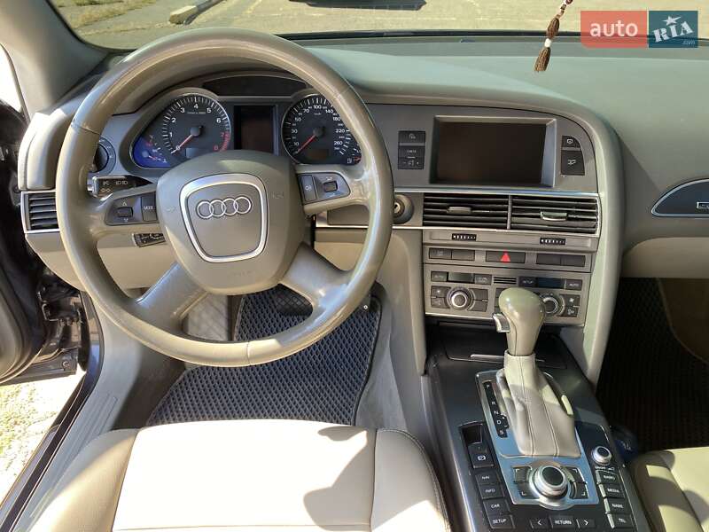 Седан Audi A6 2004 в Одессе