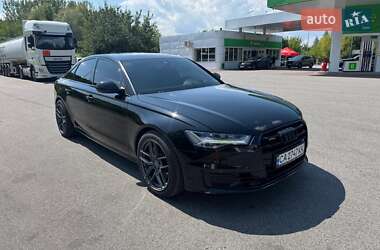 Седан Audi A6 2015 в 