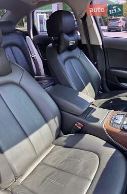 Седан Audi A6 2015 в 