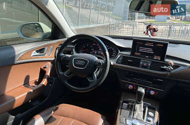 Седан Audi A6 2015 в 