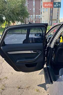Седан Audi A6 2004 в 