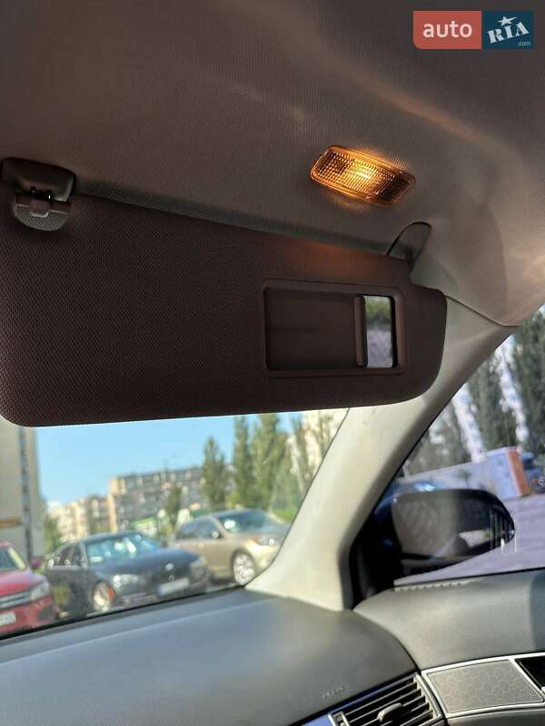 Седан Audi A6 2004 в Харькове