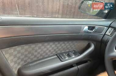 Седан Audi A6 2002 в 