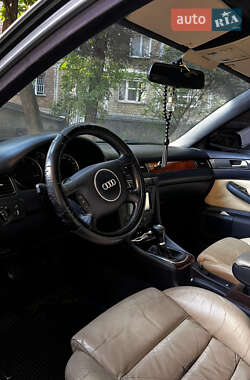 Седан Audi A6 2003 в 