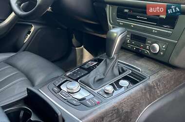 Седан Audi A6 2018 в 