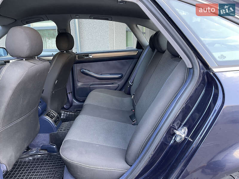 Седан Audi A6 1999 в Луцке