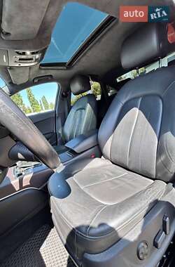Седан Audi A6 2013 в 