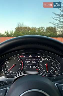 Седан Audi A6 2015 в 