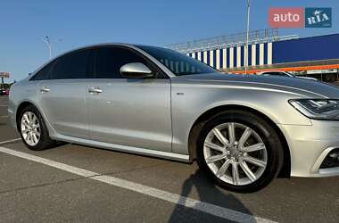 Седан Audi A6 2013 в 