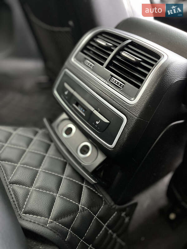 Седан Audi A6 2015 в Рава-Русской