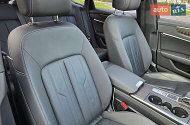 Седан Audi A6 2021 в 