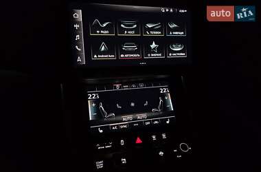Седан Audi A6 2021 в 
