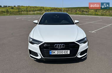 Седан Audi A6 2019 в 