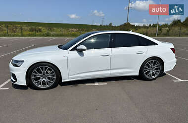Седан Audi A6 2019 в 