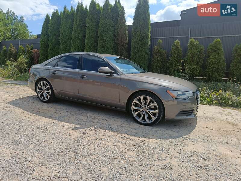 Седан Audi A6 2014 в 
