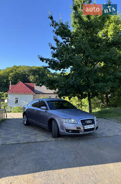 Седан Audi A6 2004 в 