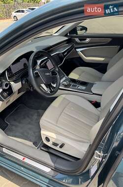 Седан Audi A6 2020 в 