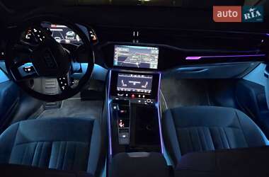Седан Audi A6 2020 в 