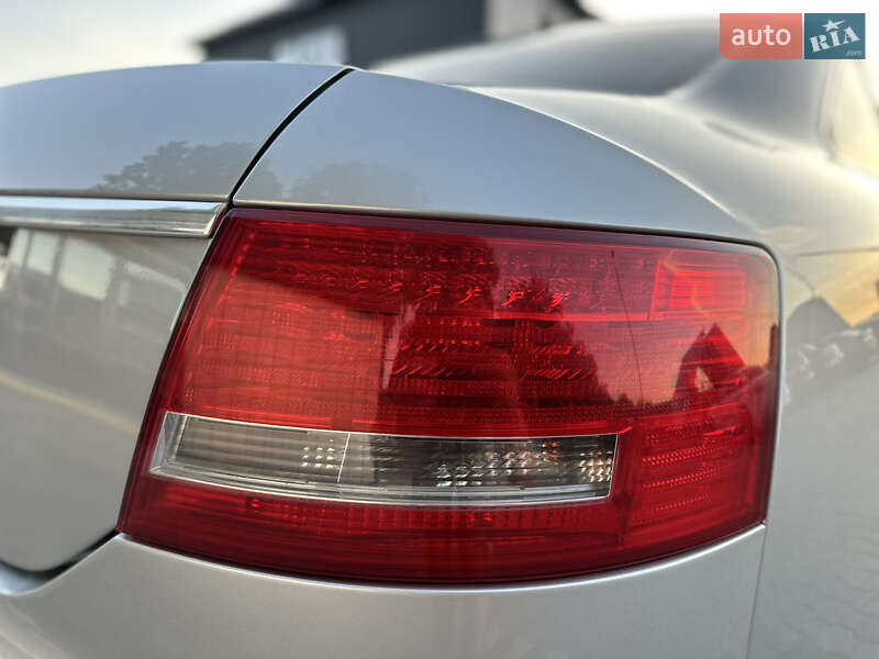 Седан Audi A6 2005 в Владимире