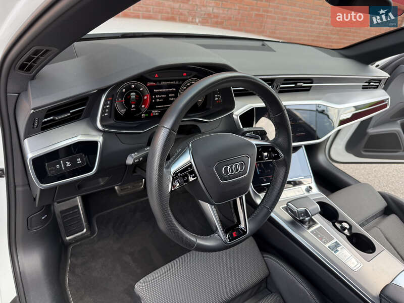 Седан Audi A6 2021 в Киеве