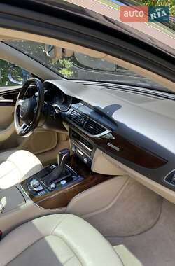 Седан Audi A6 2016 в 