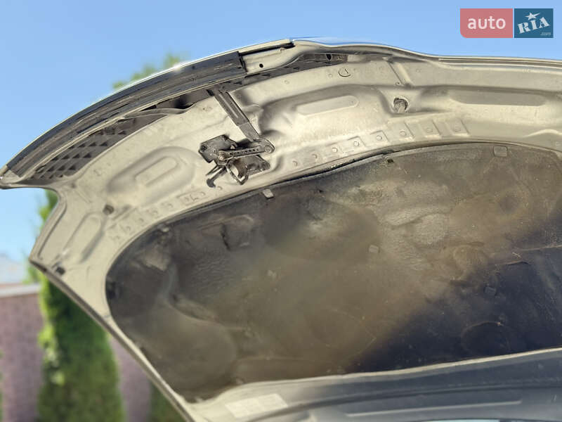 Универсал Audi A6 2002 в Самборе