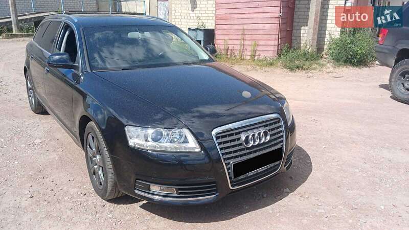 Универсал Audi A6 2010 в Коростене