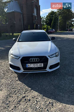 Седан Audi A6 2016 в Отинії