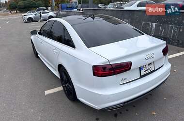 Седан Audi A6 2015 в 