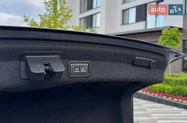 Седан Audi A6 2018 в 