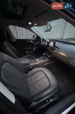 Седан Audi A6 2015 в 