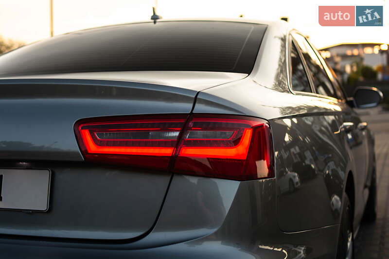 Седан Audi A6 2012 в Ужгороде