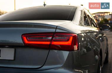 Седан Audi A6 2012 в 