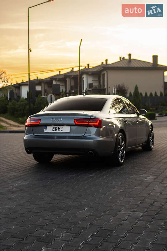 Седан Audi A6 2012 в Ужгороде