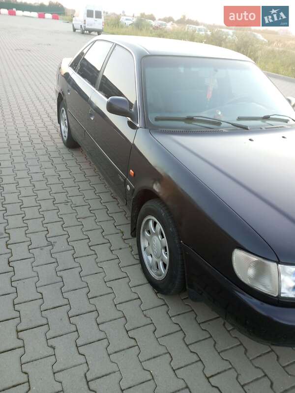 Седан Audi A6 1997 в Львові