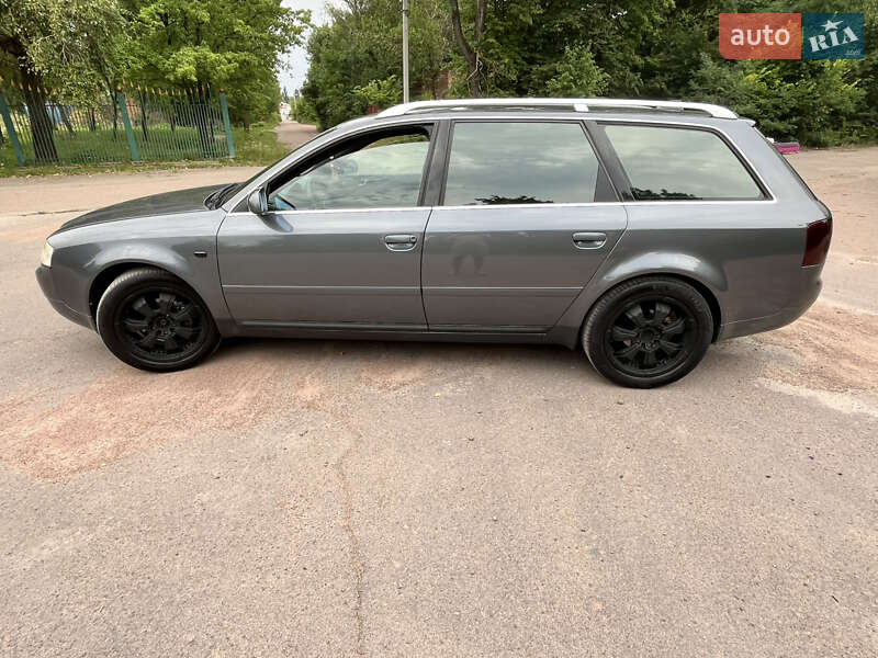 Универсал Audi A6 2003 в Коростене