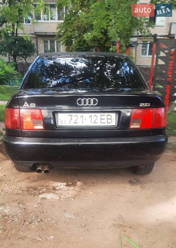 Седан Audi A6 1995 в Киеве