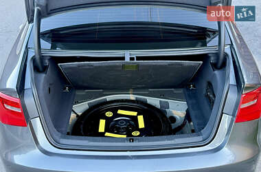Седан Audi A6 2014 в 