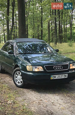 Седан Audi A6 1995 в Киверцах